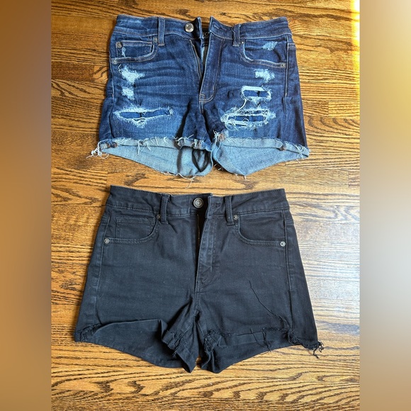 American Eagle Shorts - size 4 to size 8 - Picture 1 of 4